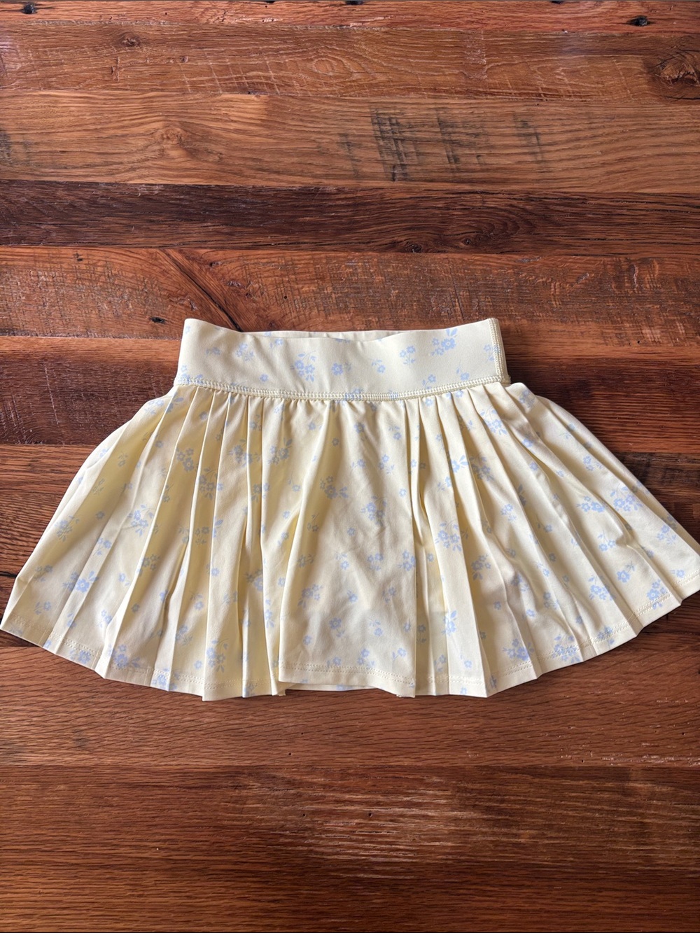 Yogalicious Yellow and Light Blue Pleated Floral Skirt size L/6x